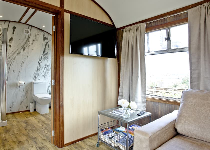Brunel Boutique Railway Carriage 4 - Brunel Boutique Holiday Park, Dawlish Warren