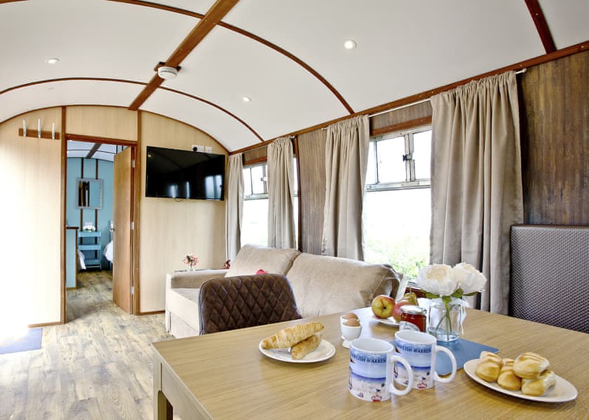 Brunel Boutique Railway Carriage 5 - Brunel Boutique Holiday Park, Dawlish Warren