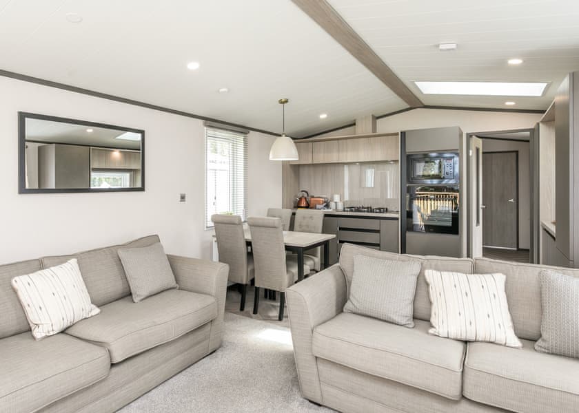 Lake Wood Lodge - Blaithwaite Country House Estate, Wigton