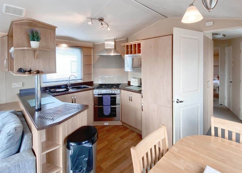 Typical | Elm Holiday Home Pet Friendly - Burton Constable Holiday Park, Sproatley