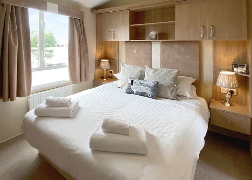 Typical | Elm Holiday Home Pet Friendly - Burton Constable Holiday Park, Sproatley