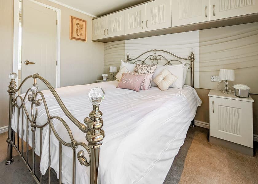 Holly Holiday Home Dog Friendly - Burton Constable Holiday Park, Sproatley