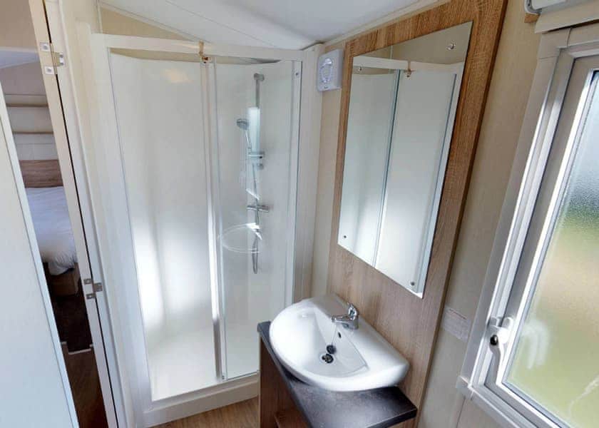 Gold 2 Caravan (slps 4) with decking - Brynteg Country and Leisure Retreat, Llanrug