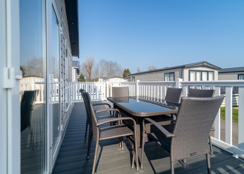 Platinum 3  Lodge (slps 6)  decking with Hot Tub - Brynteg Country and Leisure Retreat, Llanrug