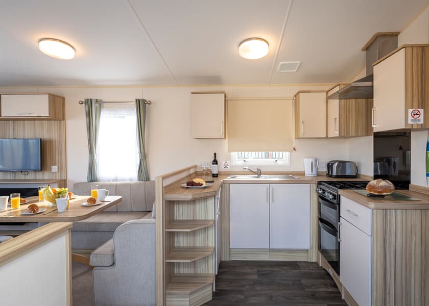 Gold 2 Pet Friendly Caravan - Brynteg Country and Leisure Retreat, Llanrug
