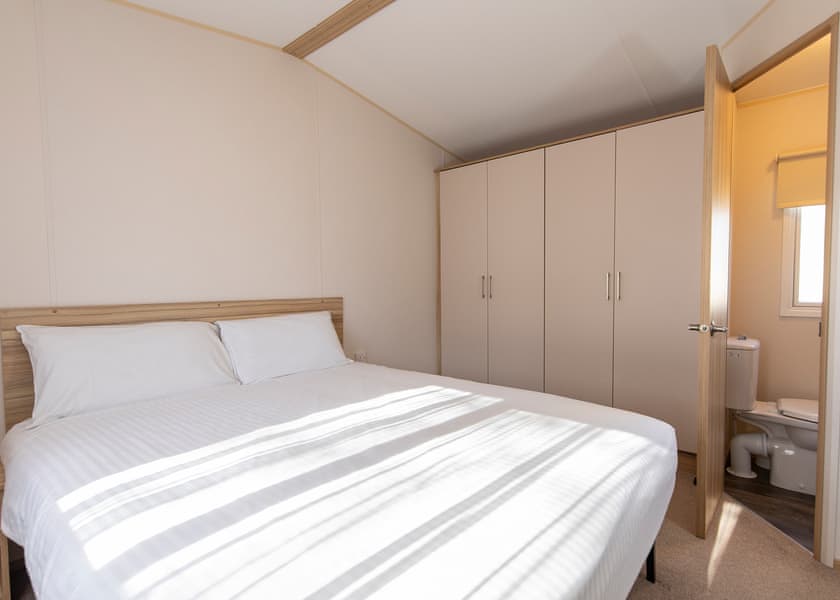 Gold 2 Pet Friendly Caravan - Brynteg Country and Leisure Retreat, Llanrug