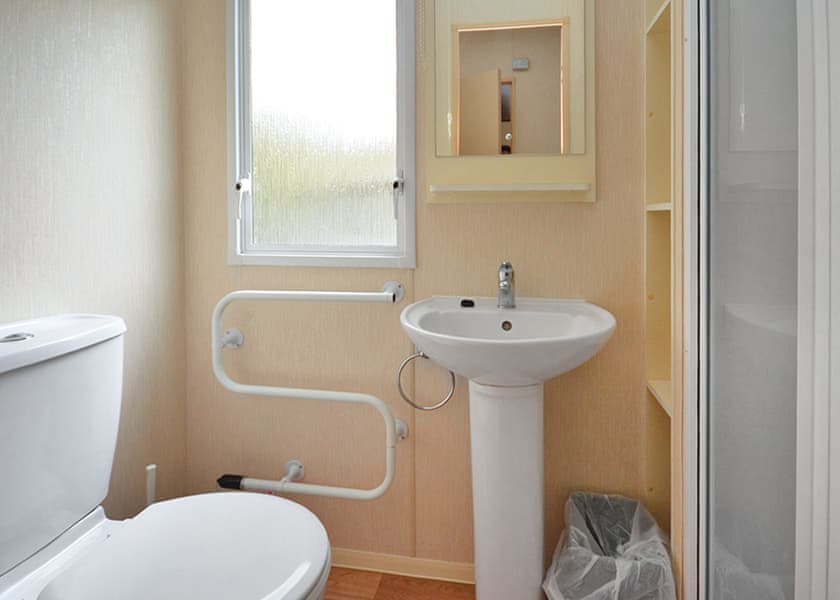 Bronze Plus 3 Caravan (sleeps 6) - Brynteg Country and Leisure Retreat, Llanrug