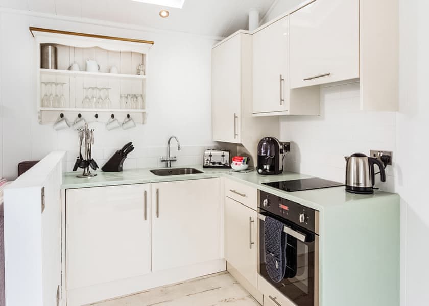 Wrinklewood Premier Sea View - Beach Cove Coastal Retreat, Hele Bay, Ilfracombe