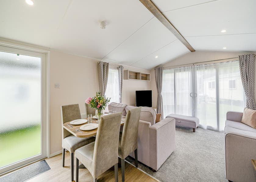 Platinum 2 + Deck - Beacon Fell View, Longridge, Ribble Valley