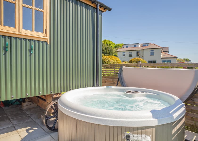 Wheal Premier Shepherd Hut - Beacon Shepherd Huts, St Agnes