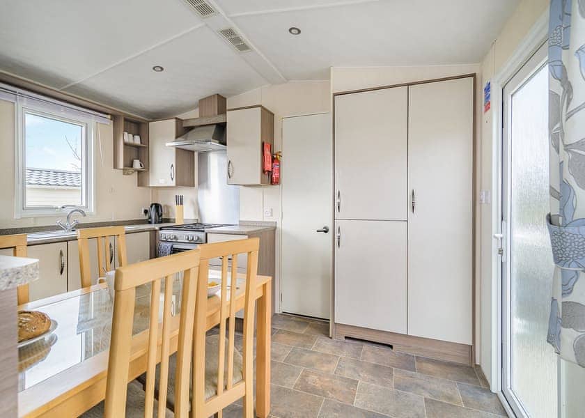 Typical | Classic Three Bedroom (Pet friendly) - Bucklegrove Holiday Park, Cheddar,
