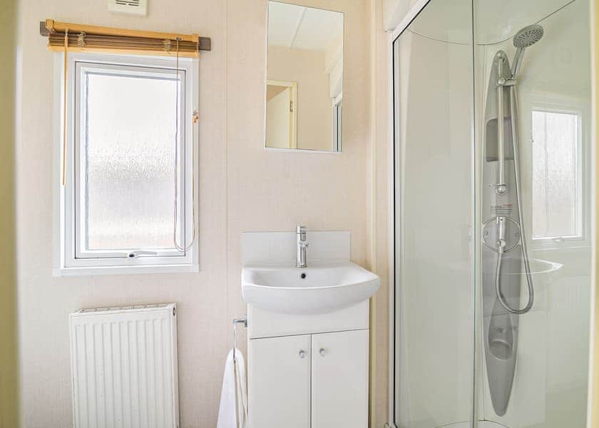 Typical | Classic Three Bedroom (Pet friendly) - Bucklegrove Holiday Park, Cheddar,