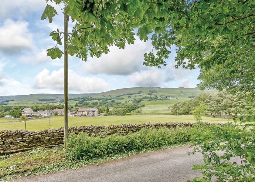 The park setting | Bainbridge Ings, Hawes,