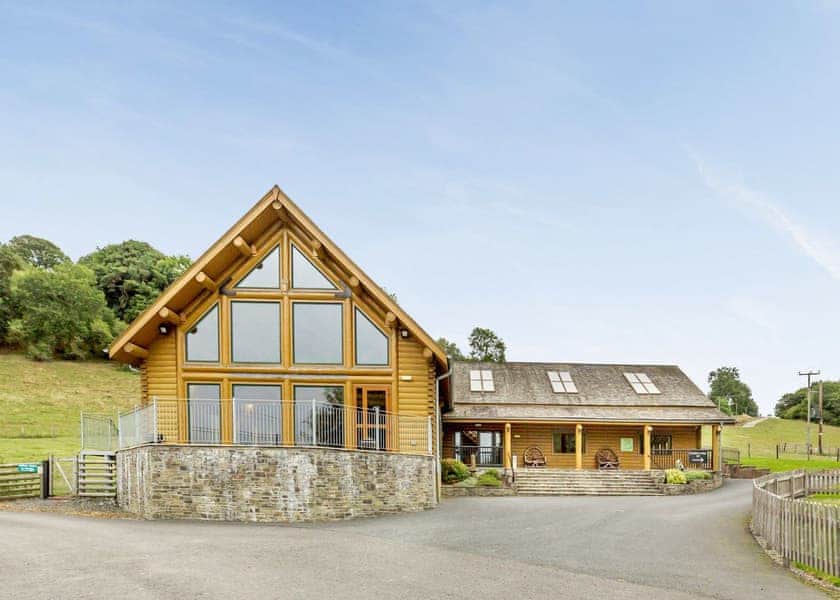 Black Hall Lodges, Knighton