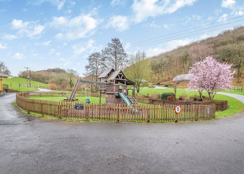 Black Hall Lodges, Knighton