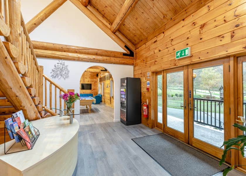 Black Hall Lodges, Knighton
