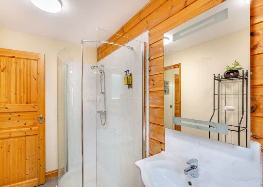 Inari Lodge - Black Hall Lodges, Knighton