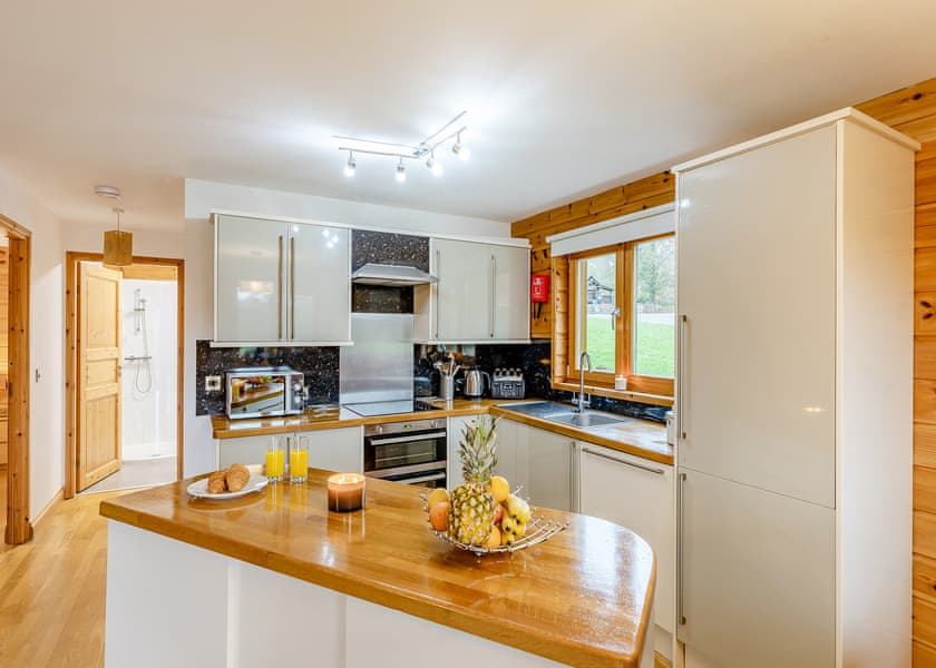 Helsinki Lodge - Black Hall Lodges, Knighton