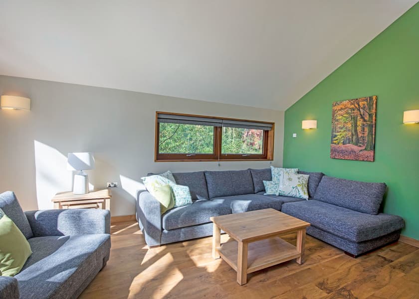 Typical | Golden Oak 4 - Blackwood Forest Lodges, Micheldever, Nr Winchester