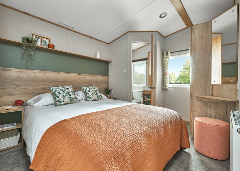 Bronze Caravan - Burtree Lakes Holiday Park, Bedale