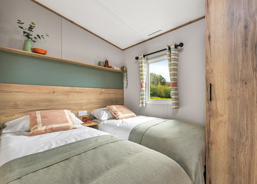 Bronze Caravan - Burtree Lakes Holiday Park, Bedale