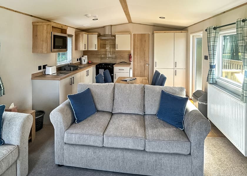 Silver Caravan - Burtree Lakes Holiday Park, Bedale