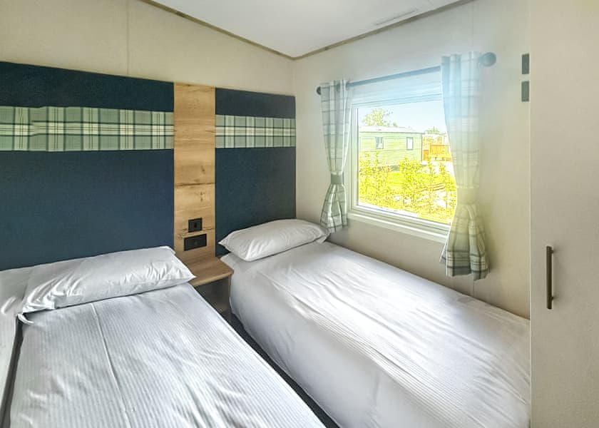 Silver Caravan - Burtree Lakes Holiday Park, Bedale