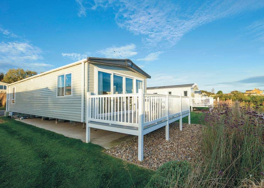 Blue Dolphin Gold 3 - Blue Dolphin Holiday Park, Nr Filey 