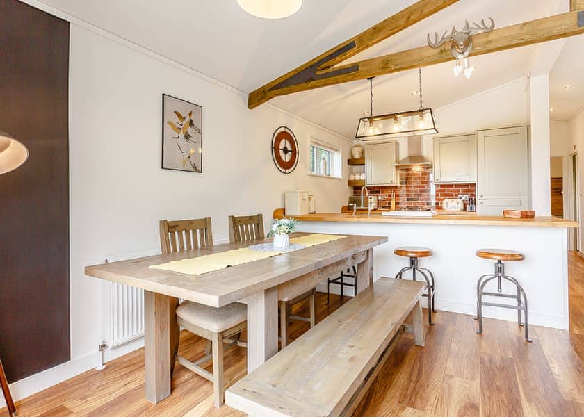 Oxford Lodge - Bluewood Lodges, Cotswolds