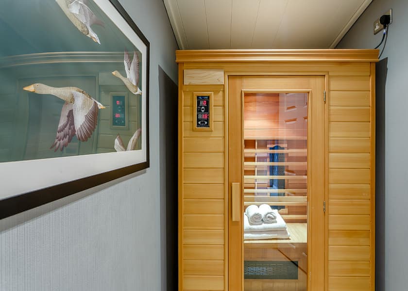 Blenheim Lodge - Bluewood Lodges, Cotswolds