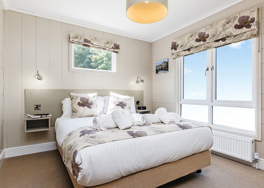 Pemberley Lodge - Bath Mill Lodge Retreat, Newton Saint Loe, Nr Bath