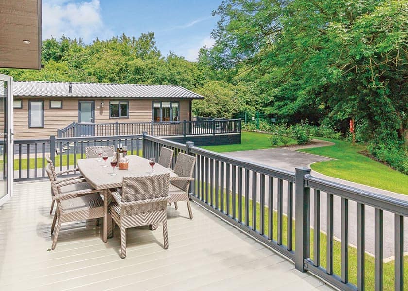 Hartfield Watersedge Lodge - Bath Mill Lodge Retreat, Newton Saint Loe, Nr Bath