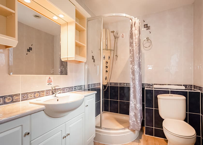 Bungalow 3 Pet Friendly - Bodmin Holiday Park, Bodmin