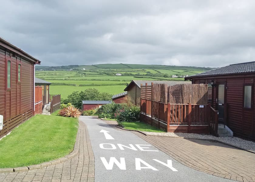 The park setting | Bossiney Bay, Tintagel