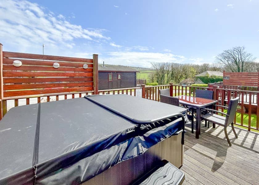 Country Holiday Home Four Spa - Bossiney Bay, Tintagel