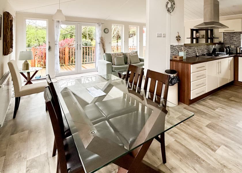 Country Lodge Four Platinum - Bossiney Bay, Tintagel