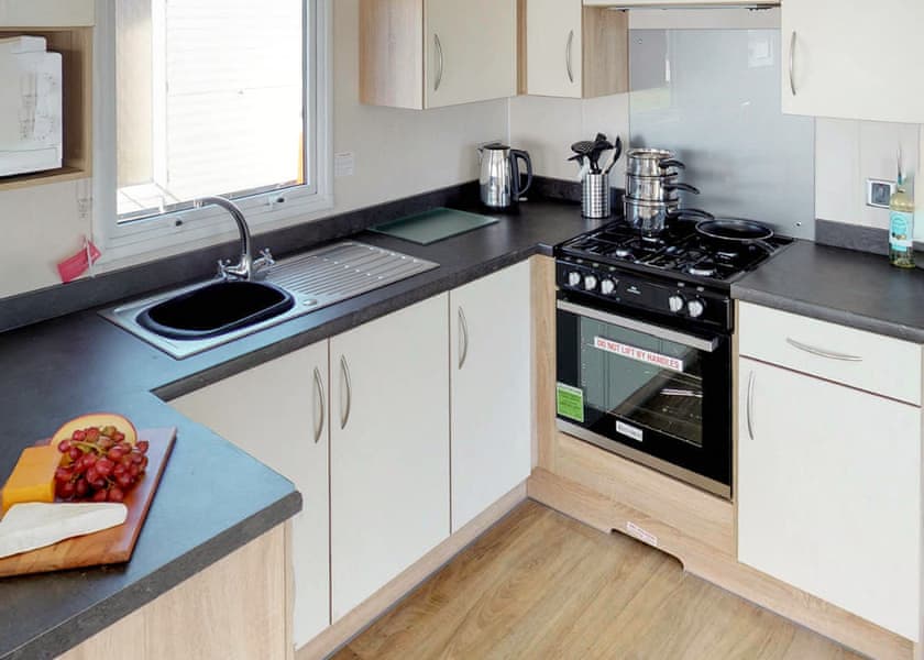 Gold 2 Caravan Pet Friendly - Bowland Fell Park, Tosside, Nr Skipton