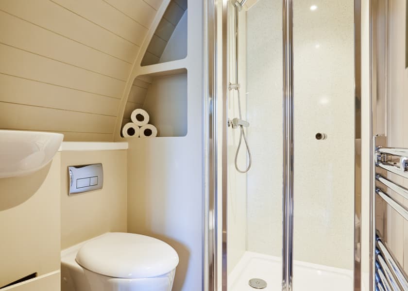 Superior Glamping Pod (electric HT) - Braidhaugh Park, Crieff