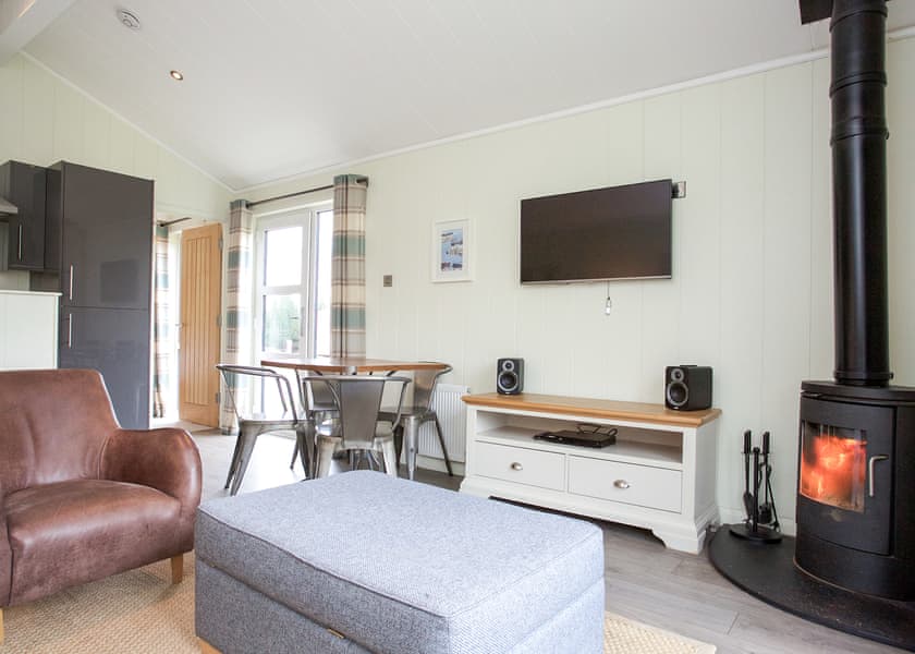 Riverside Lodge 1 bed (Pet) - Braidhaugh Park, Crieff