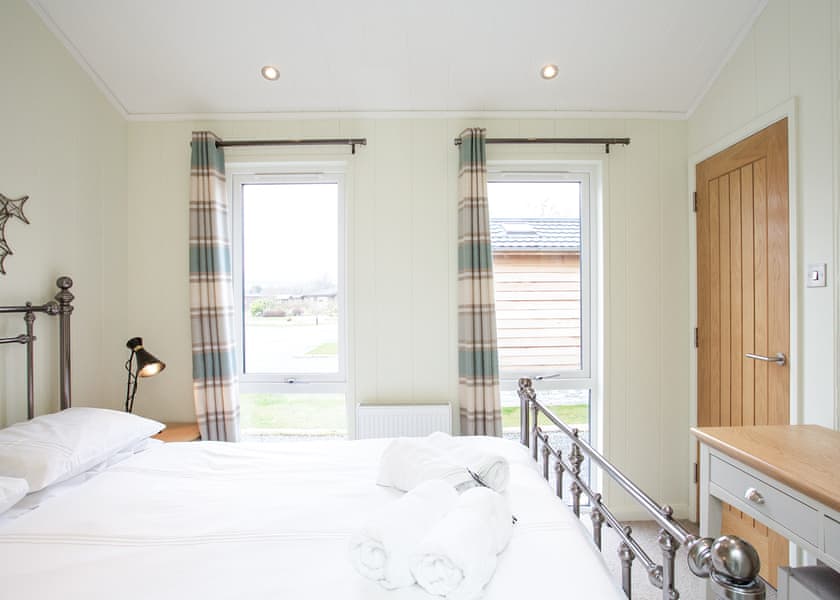 Riverside Lodge 1 bed (Pet) - Braidhaugh Park, Crieff