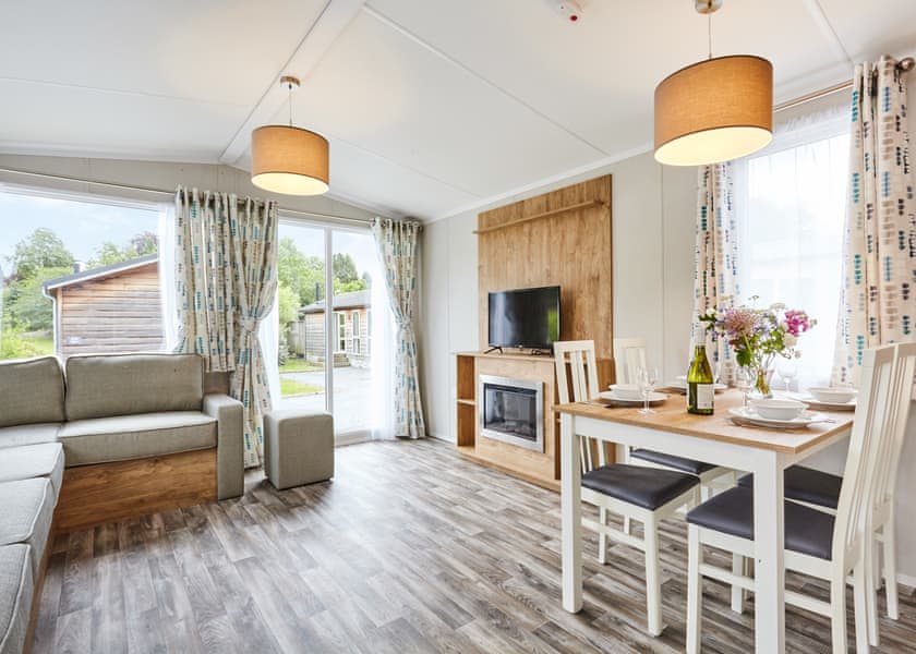 Caravan 3 Bedroom Pet Friendly - Braidhaugh Park, Crieff