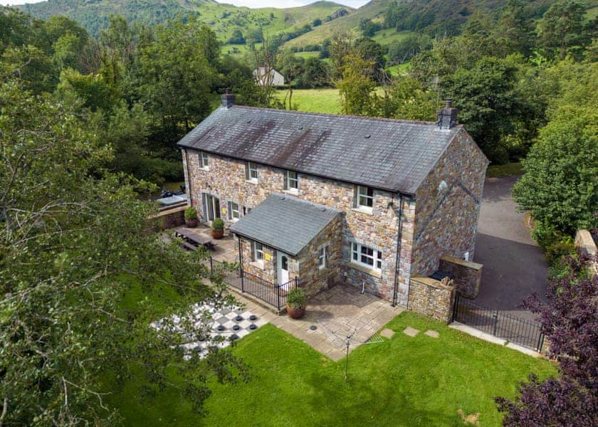 Pen-Y-Bont Cottage - Brecon Beacons Resort, Brecon Beacons National Park