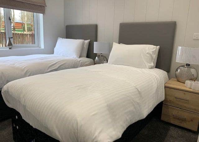 Typical | Comfort Plus Lodge Hot Tub 6 - Brokerswood Holiday Park, Westbury, nr Longleat