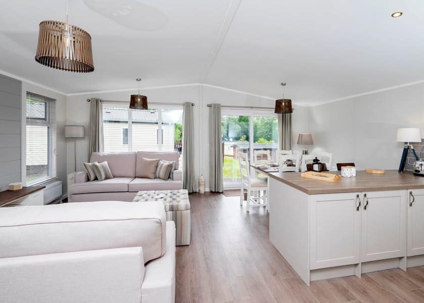 Typical | Superior Lodge Hot Tub 6 - Brokerswood Holiday Park, Westbury, nr Longleat