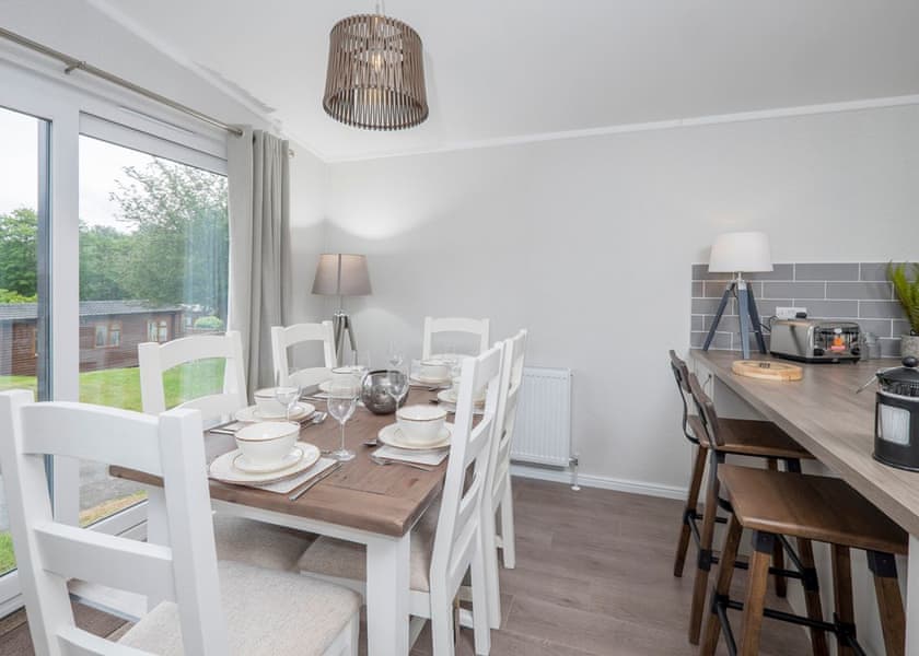 Typical | Superior Lodge Hot Tub 6 - Brokerswood Holiday Park, Westbury, nr Longleat