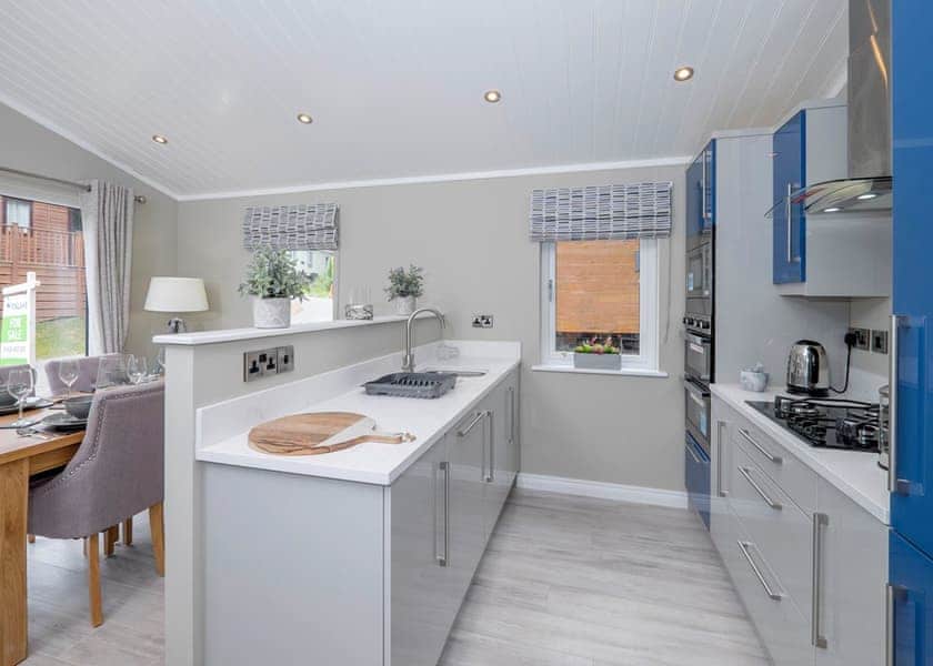 Typical | Superior Lodge Hot Tub 6 - Brokerswood Holiday Park, Westbury, nr Longleat