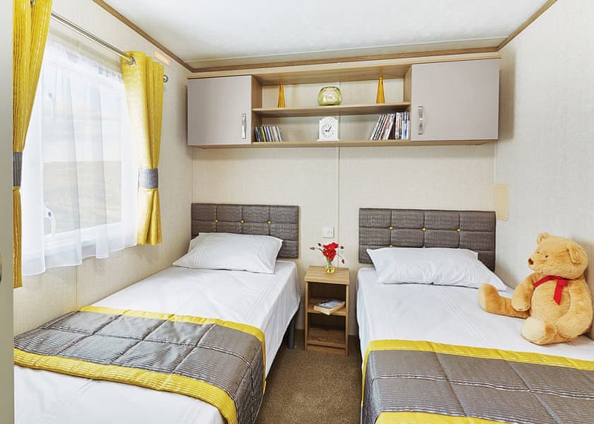 Comfort Plus Caravan 4 - Brokerswood Holiday Park, Westbury, nr Longleat