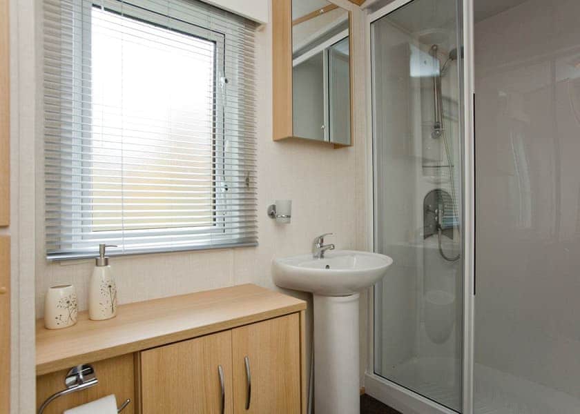 Comfort Plus Caravan 4 - Brokerswood Holiday Park, Westbury, nr Longleat