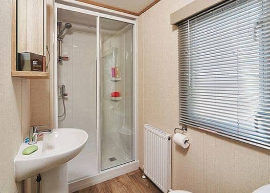 Comfort Plus Caravan 4 - Brokerswood Holiday Park, Westbury, nr Longleat