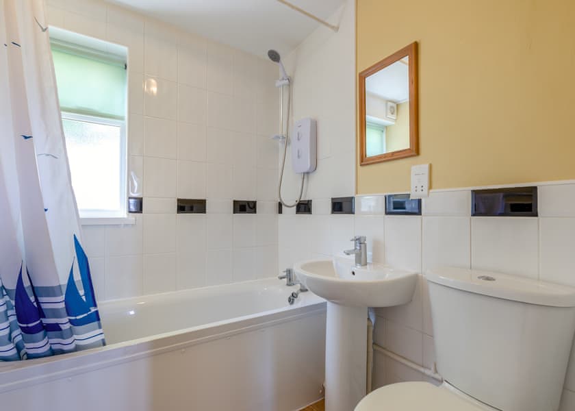 Gold 2 Bedroom Chalet Pet - Brixham Holiday Park, Brixham, Torbay